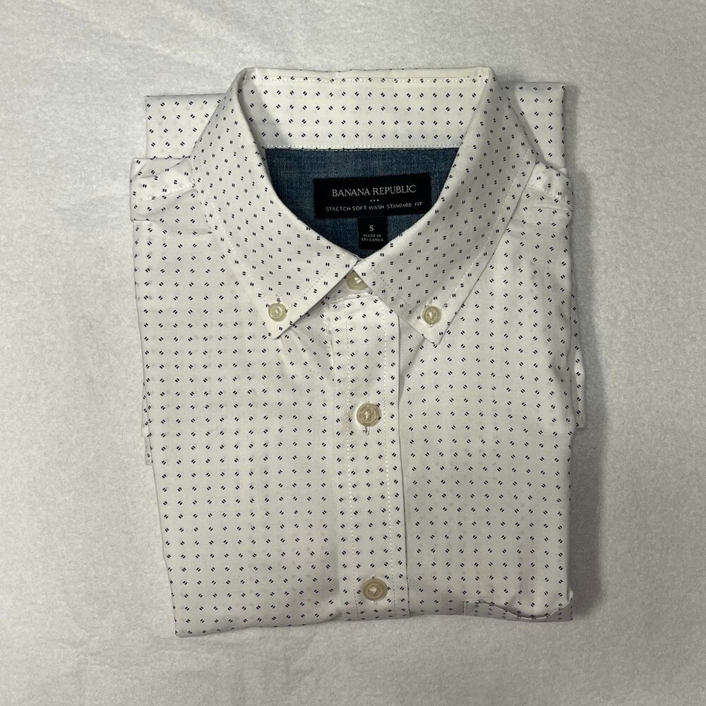 Men's Banana Republic Small Short Sleve Shirt - Used